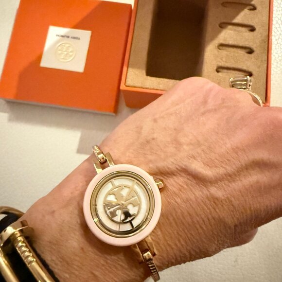 NIB TORY BURCH REVA BANGLE WATCH GIFT SET TBW4029 $279 GOLD TONE MULTICOLOR - Picture 9 of 10